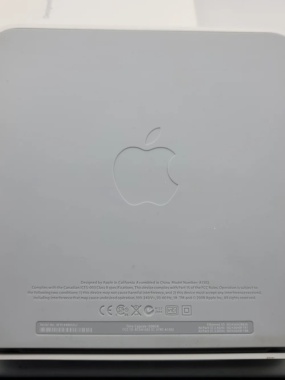 Apple Time Capsule 500GB Wi‑Fi Hard Drive - White/Silver